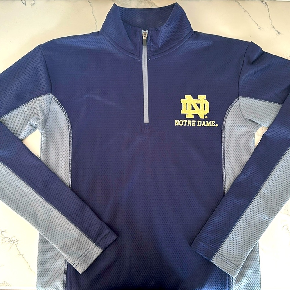 Notre Dame Men’s Small Half Zip Pullover